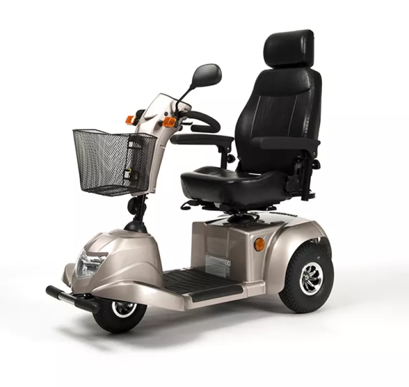 Scooter_Ceres_3_Deluxe_01