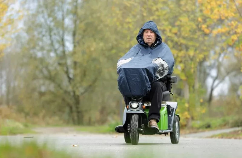 scooterponcho